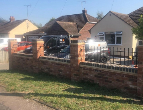 Garden Wall with Railings, Broomfield